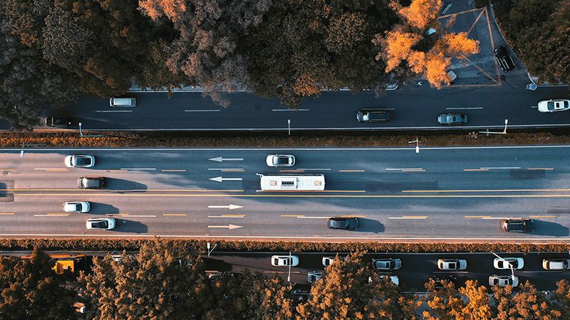 市场分析：了解行业现状，找准定位